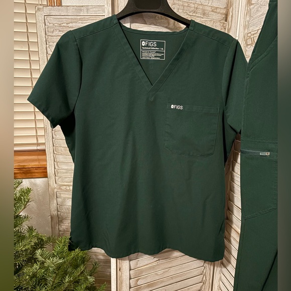 British Racing Green Figs. - Picture 2 of 3